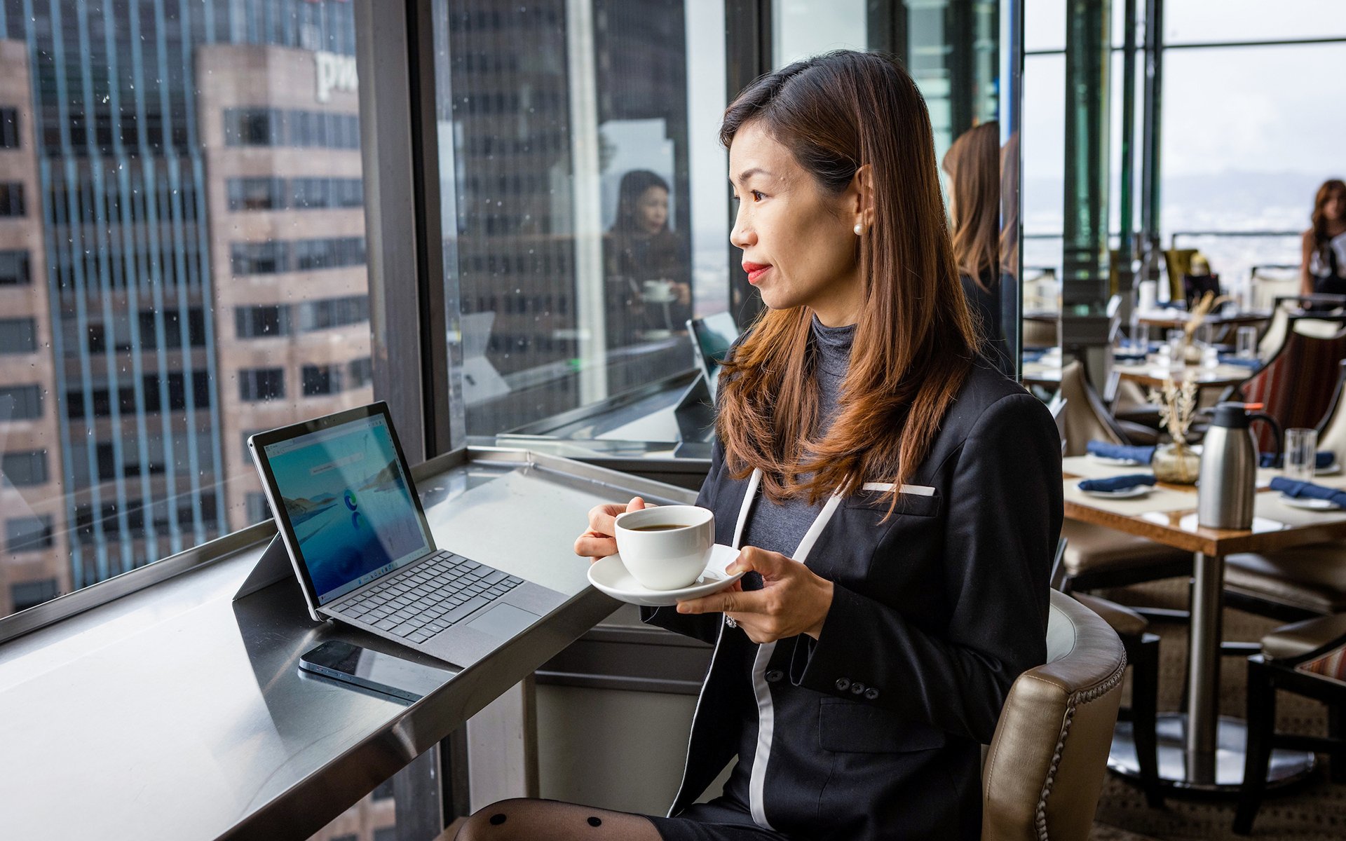 Flexible Workspaces with WiFi Access at City Club LA in City LA